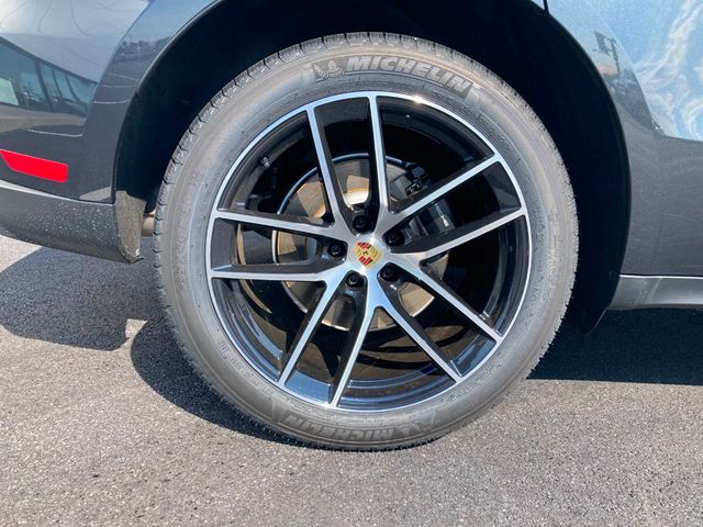2024 Porsche Macan   - 22331237 - 9
