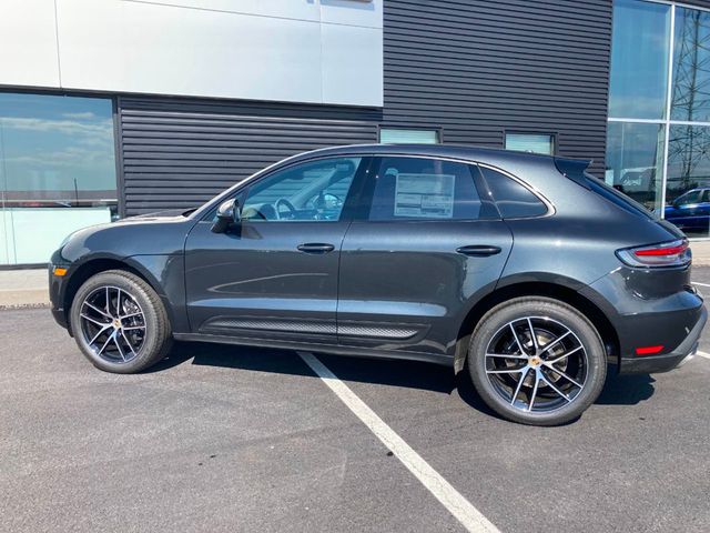 2024 Porsche Macan   - 22331237 - 1