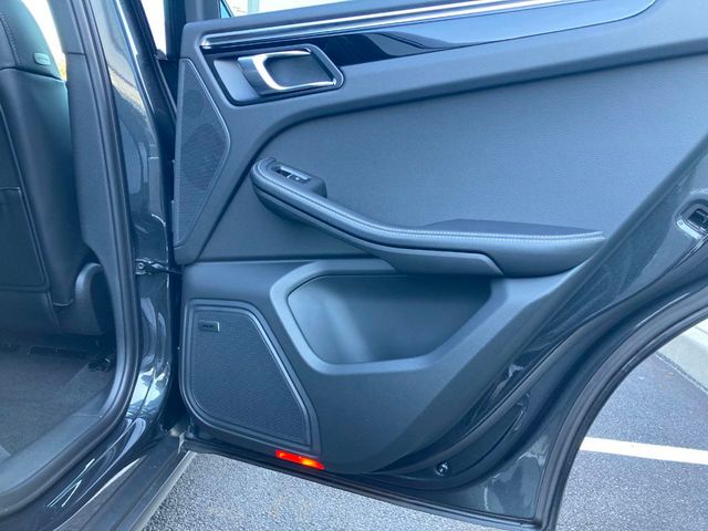 2024 Porsche Macan   - 22331237 - 24