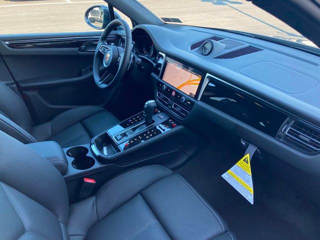 2024 Porsche Macan   - 22331237 - 26