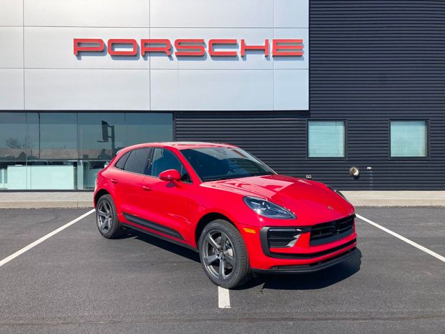 2024 Porsche Macan   - 22344499 - 5