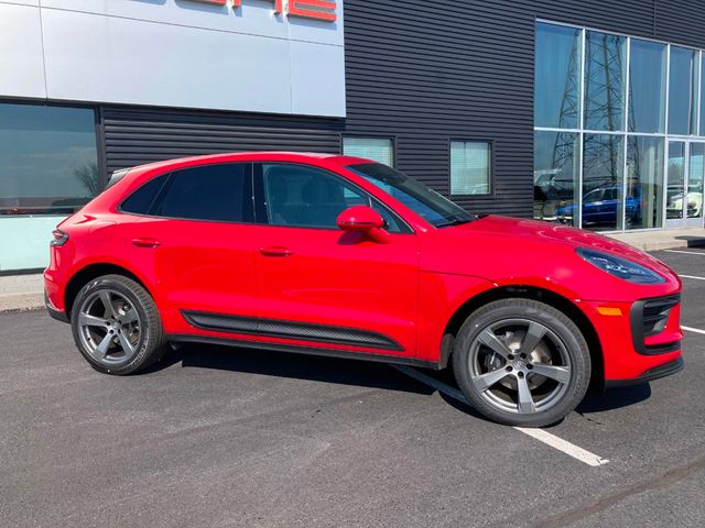 2024 Porsche Macan   - 22344499 - 7