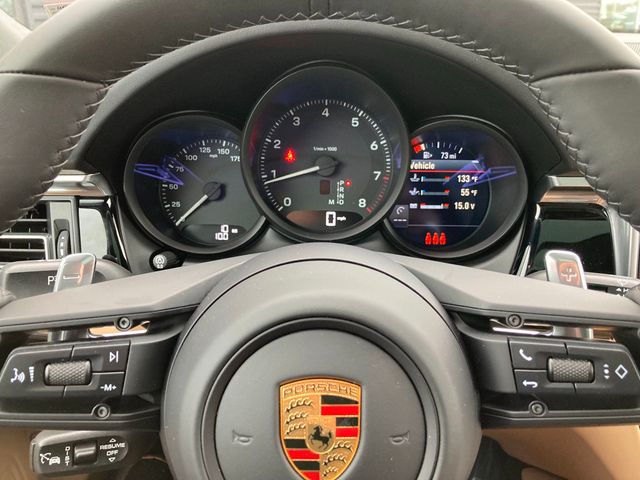 2024 Porsche Macan   - 22380942 - 13