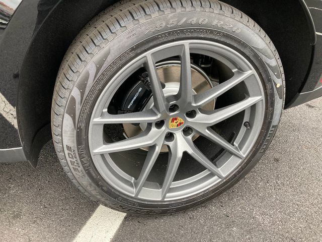 2024 Porsche Macan   - 22380942 - 4