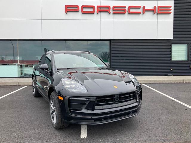 2024 Porsche Macan   - 22380942 - 5
