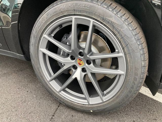 2024 Porsche Macan   - 22380942 - 8