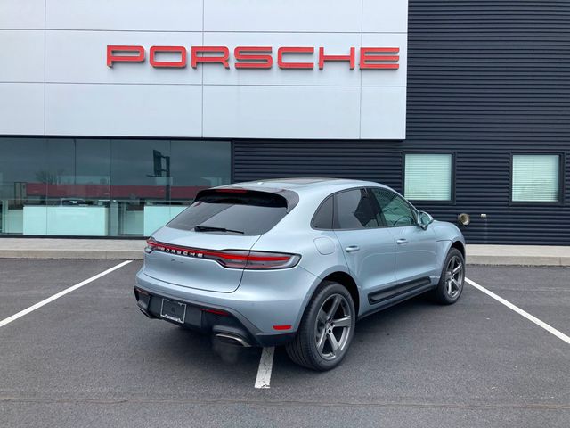 2024 Porsche Macan   - 22407245 - 11