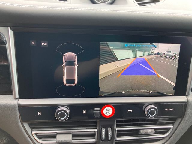 2024 Porsche Macan   - 22407245 - 23