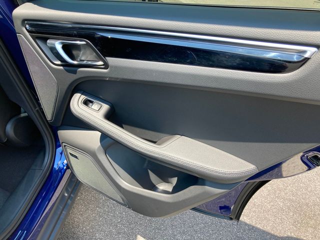 2024 Porsche Macan   - 22517770 - 20