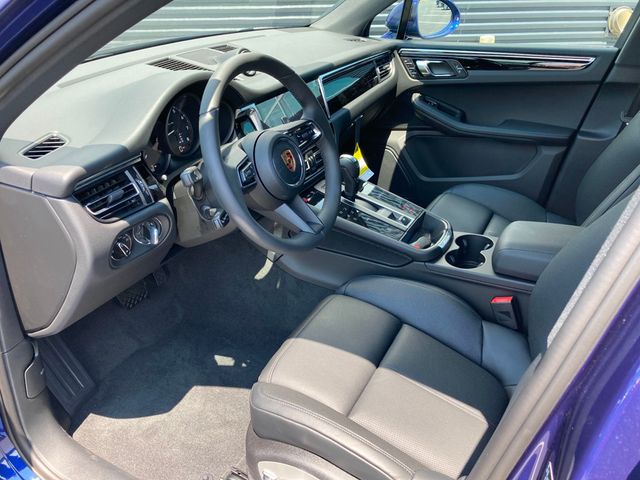2024 Porsche Macan   - 22517770 - 3