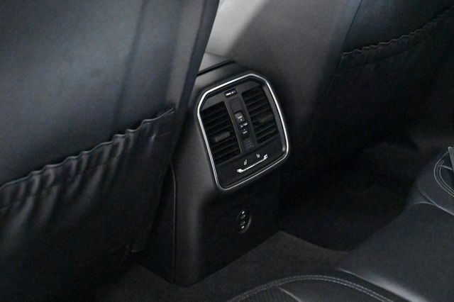 2024 Porsche Macan Base - 22945714 - 19