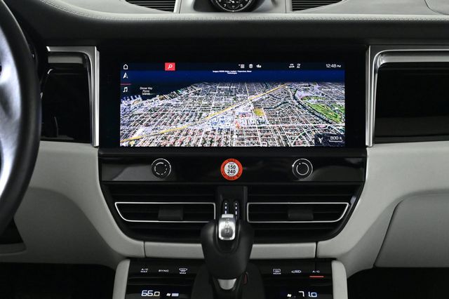 2024 Porsche Macan Base - 22945732 - 15