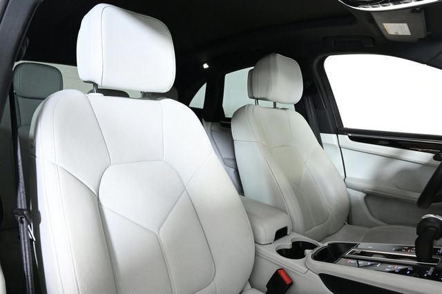 2024 Porsche Macan Base - 22945732 - 18