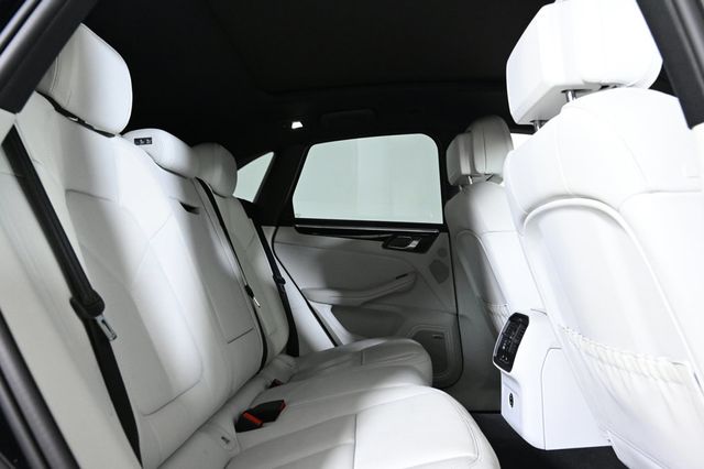 2024 Porsche Macan Base - 22945732 - 19