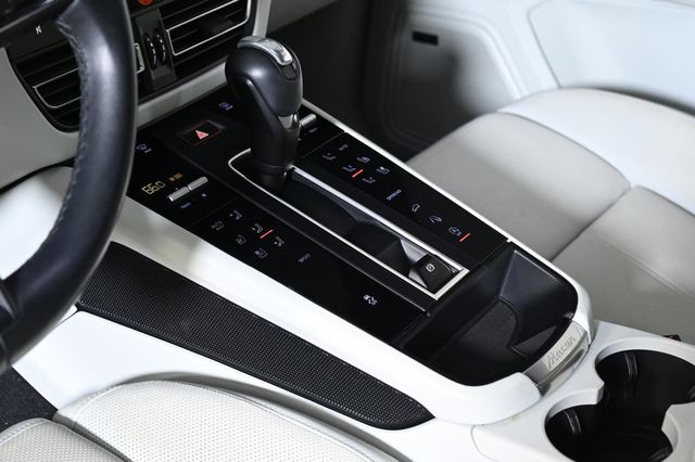 2024 Porsche Macan Base - 22945732 - 24
