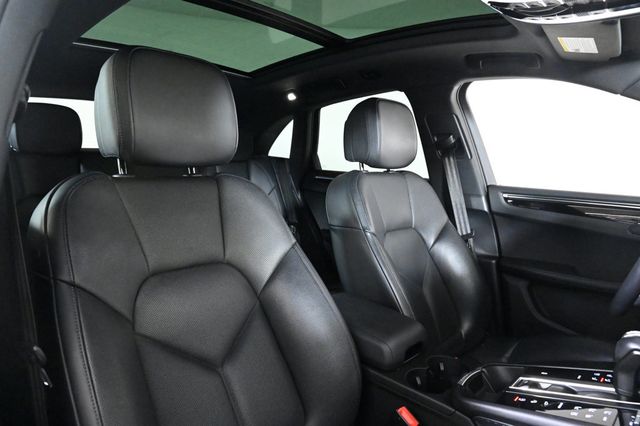 2024 Porsche Macan Base - 22946066 - 17
