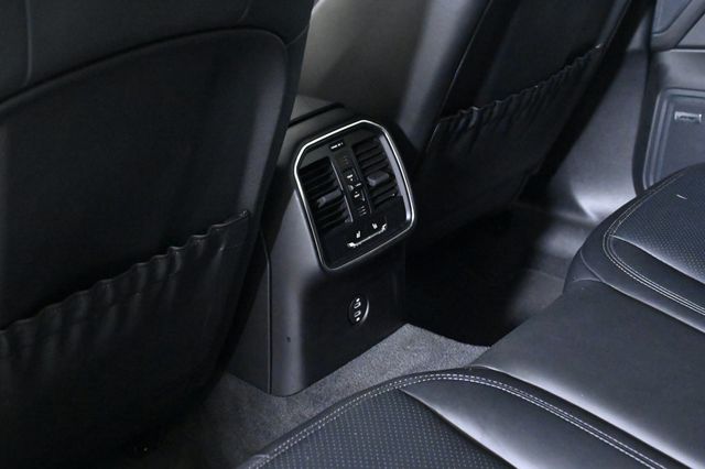 2024 Porsche Macan Base - 22946066 - 19