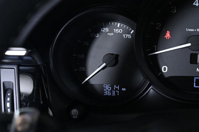 2024 Porsche Macan Base - 22952000 - 12