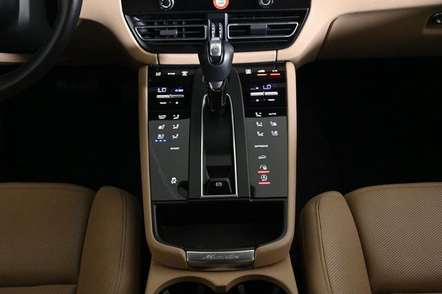 2024 Porsche Macan Base - 22952000 - 15