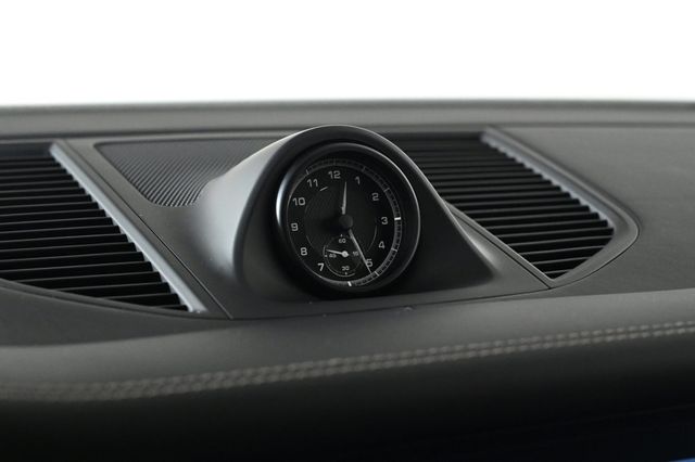 2024 Porsche Macan Base - 22952000 - 21