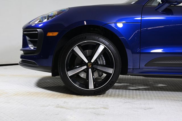 2024 Porsche Macan Base - 22952000 - 26