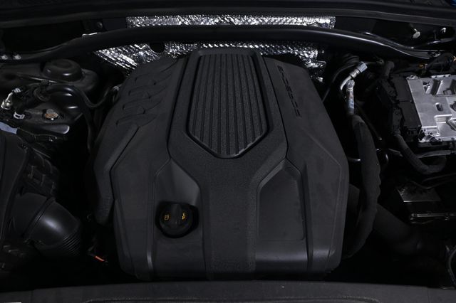 2024 Porsche Macan Base - 23004373 - 24