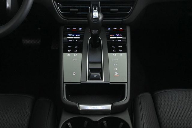 2024 Porsche Macan Base - 23011979 - 15