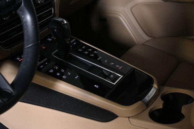 2024 Porsche Macan Base - 23030504 - 21