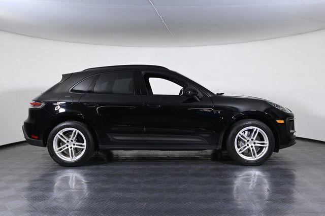 2024 Porsche Macan Base - 23030504 - 7