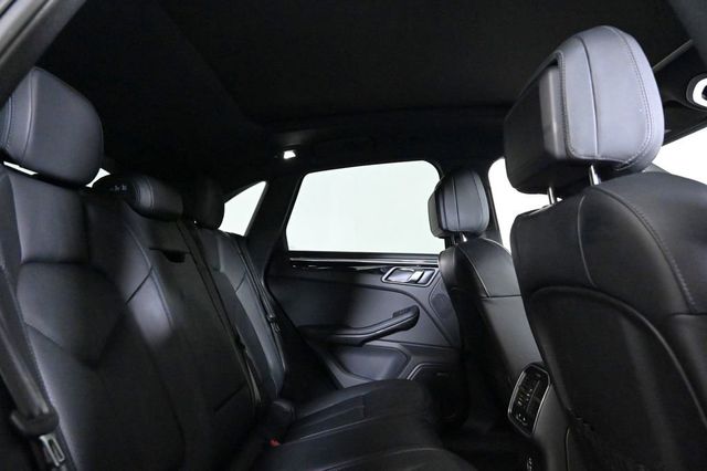2024 Porsche Macan Base - 23030505 - 18