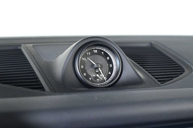 2024 Porsche Macan Base - 23030505 - 22