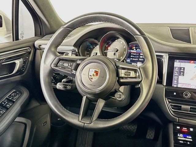 2024 Porsche Macan Base - 23061495 - 11