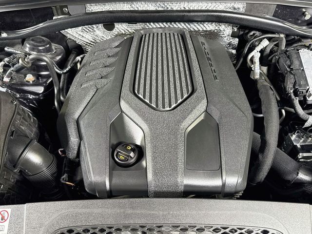 2024 Porsche Macan Base - 23061504 - 26
