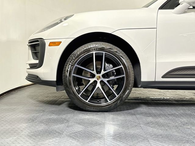 2024 Porsche Macan Base - 23070052 - 29