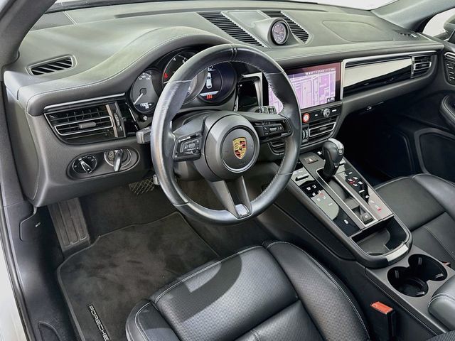 2024 Porsche Macan Base - 23070052 - 3