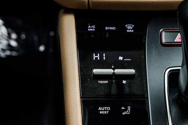 2024 Porsche Macan Base - 22983944 - 28