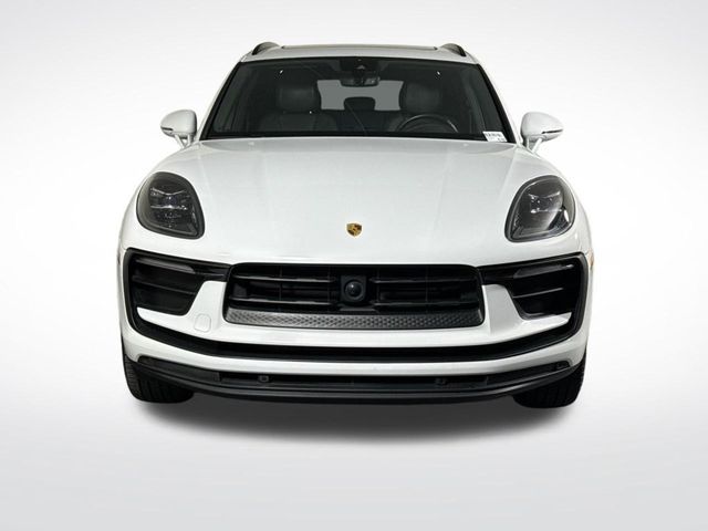2024 Porsche Macan Base - 23100550 - 9