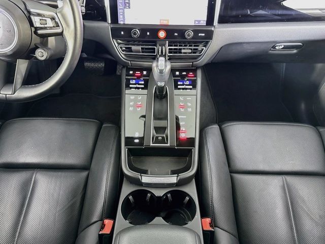 2024 Porsche Macan Base - 23100550 - 15