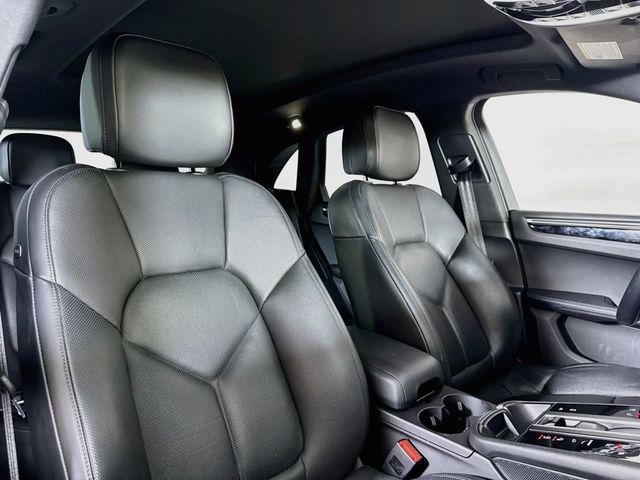 2024 Porsche Macan Base - 23100550 - 17