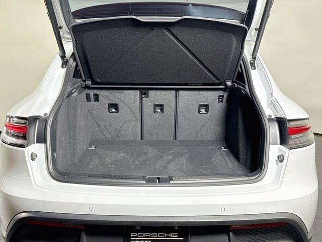 2024 Porsche Macan Base - 23100550 - 26