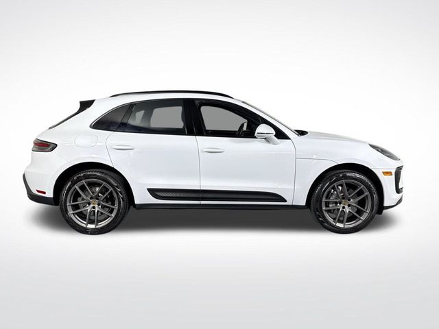 2024 Porsche Macan Base - 23100550 - 7