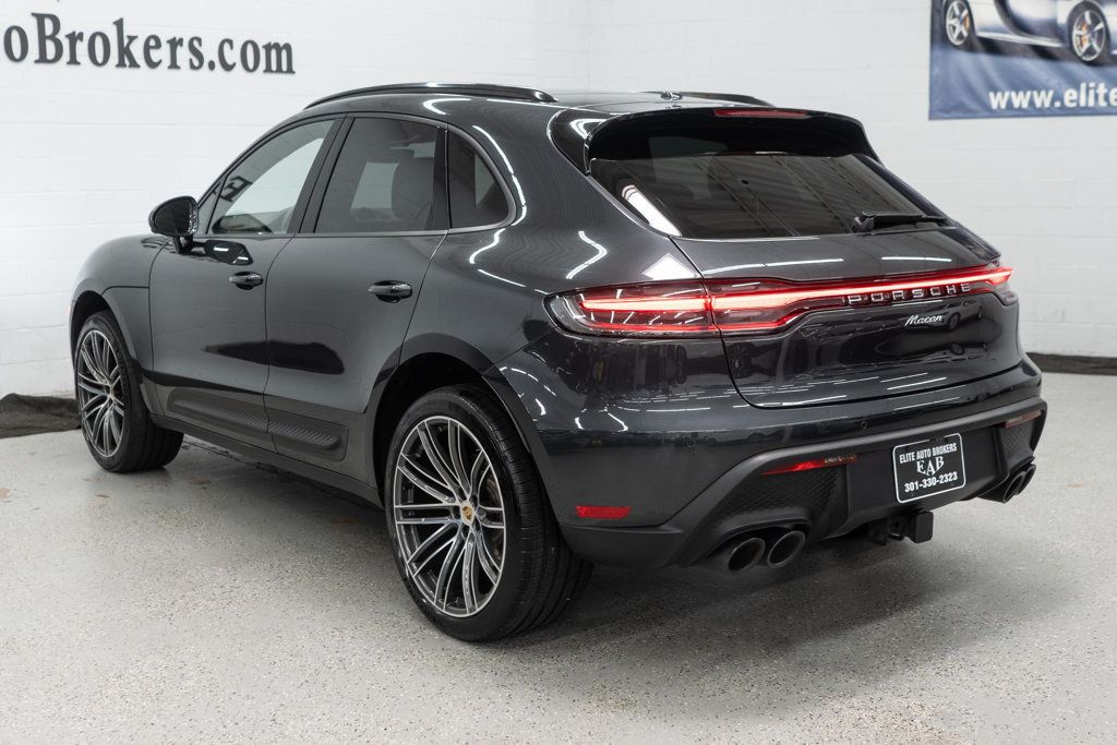 2024 Porsche Macan Base photo 6