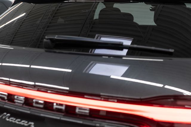 2024 Porsche Macan Base - 22937480 - 42