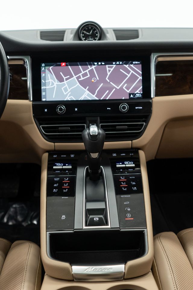2024 Porsche Macan Base - 22963607 - 19