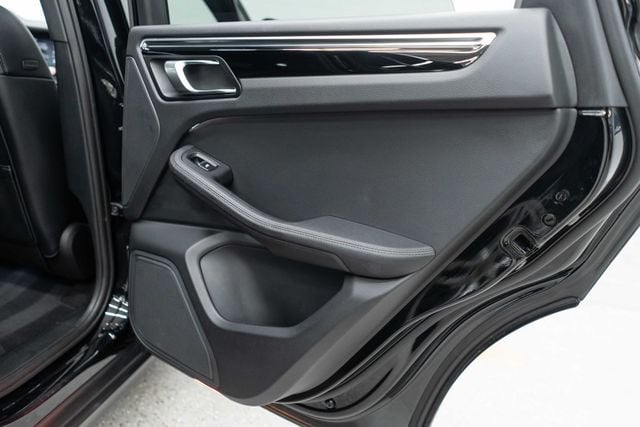 2024 Porsche Macan Base - 23064628 - 27