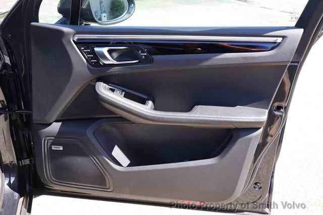 2024 Porsche Macan Base - 23018393 - 16