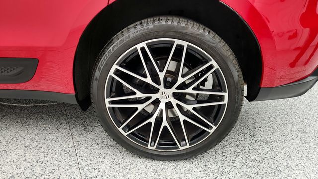 2024 Porsche Macan Base w/ Premium+ Pkg, 21’’ Wheels, Surround View & Bose S Sound - 22955765 - 8