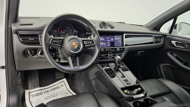 2024 Porsche Macan Base w/ Premium Plus Package & Surround View - 23044585 - 11