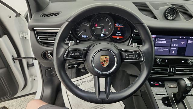 2024 Porsche Macan Base w/ Premium Plus Package & Surround View - 23044585 - 12