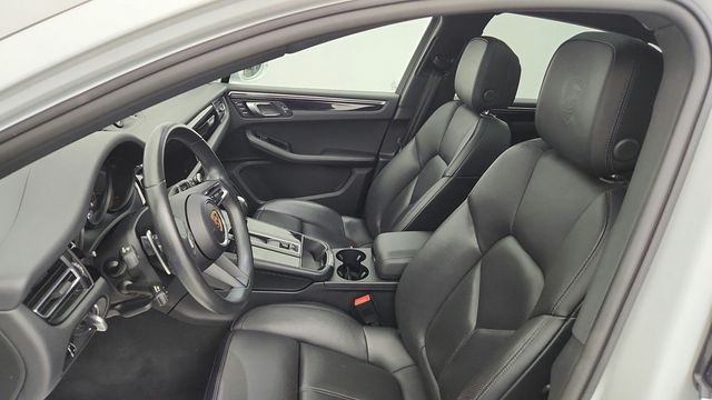 2024 Porsche Macan Base w/ Premium Plus Package & Surround View - 23044585 - 18